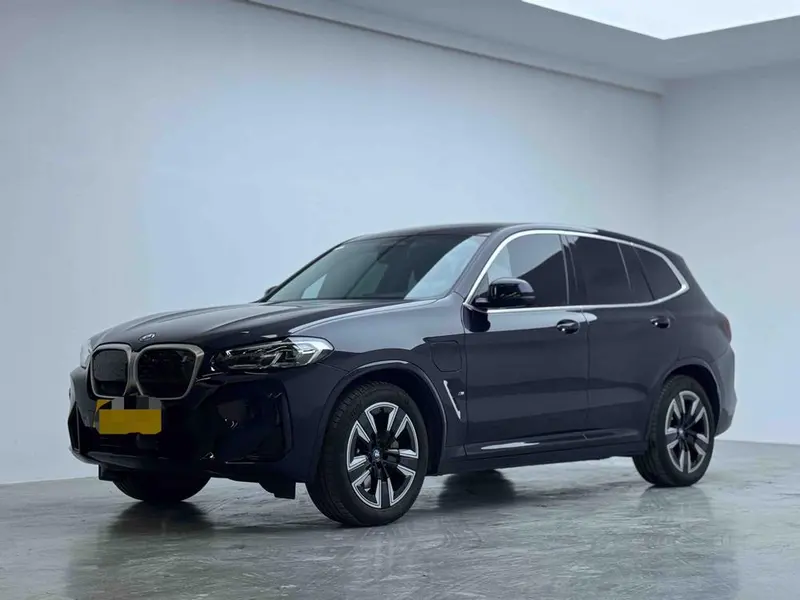 BMW iX3, 2024