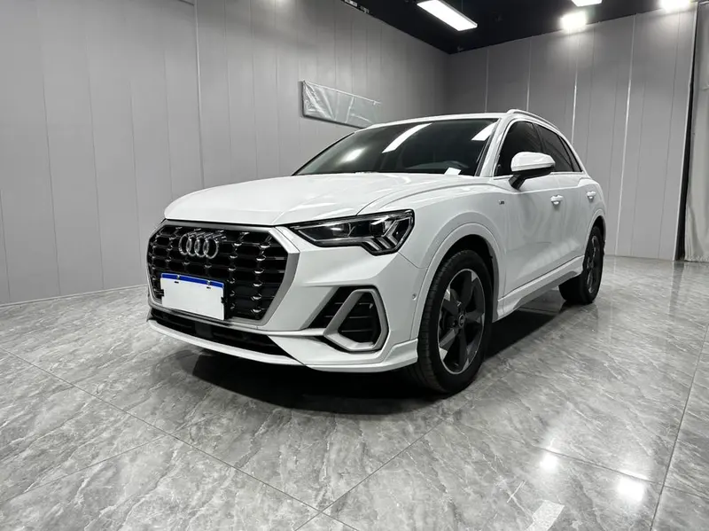 Audi Q3, 2022