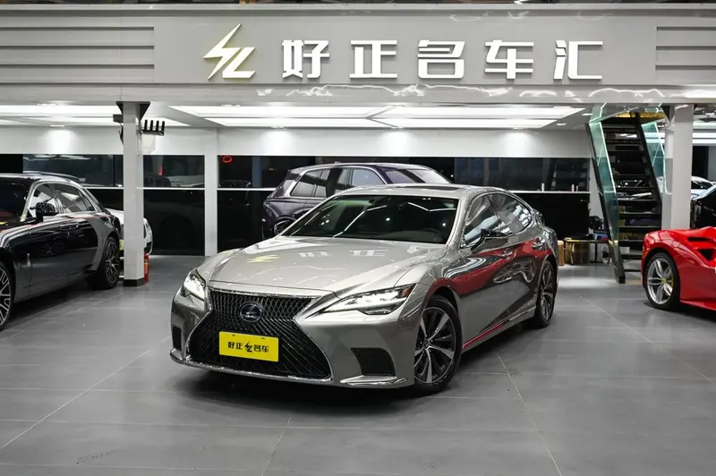 Lexus LS, 2021