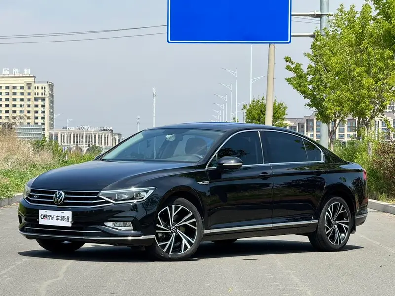 Volkswagen Magotan, 2021