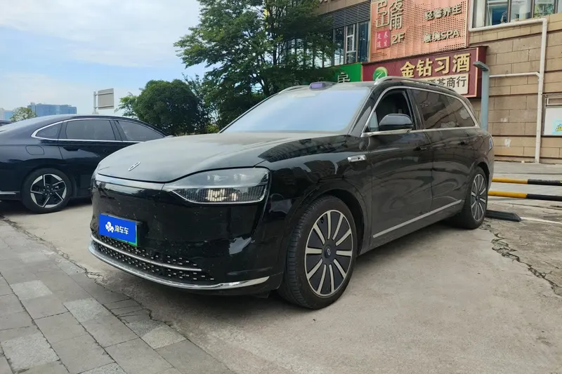 AITO M9, 2025