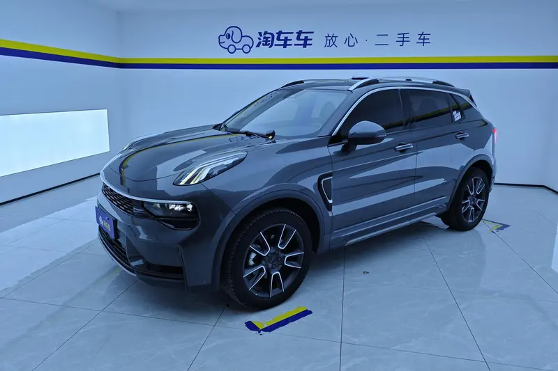 Lynk & Co 01 2.0TD 2WD Version Pro, 2023 — фото 1