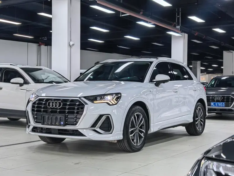 Audi Q3, 2023