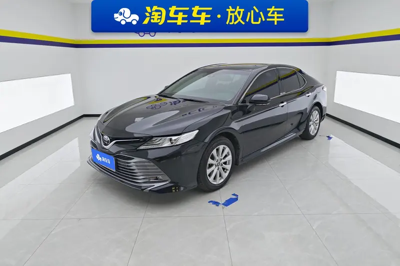 Toyota Camry, 2019