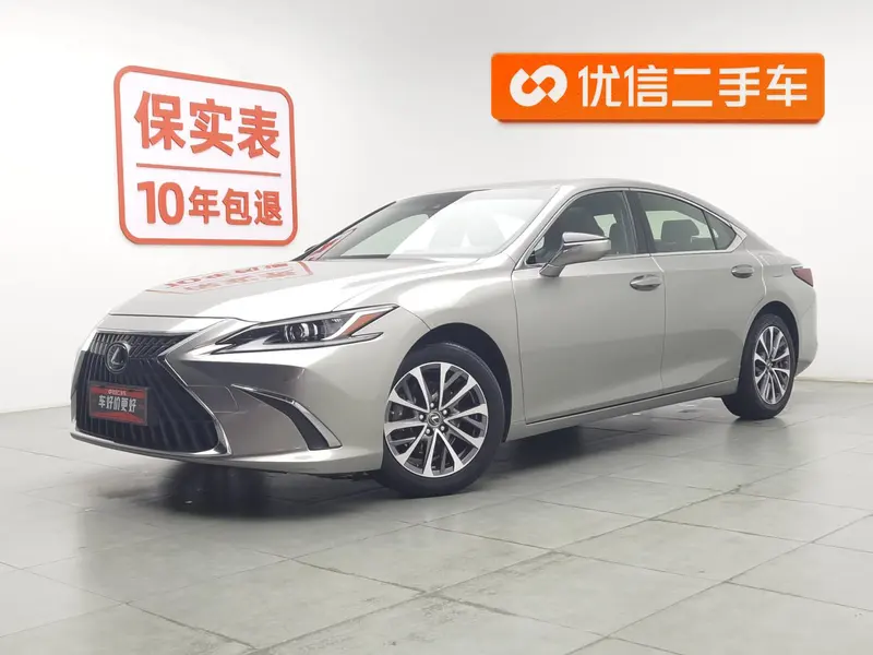 Lexus ES, 2021