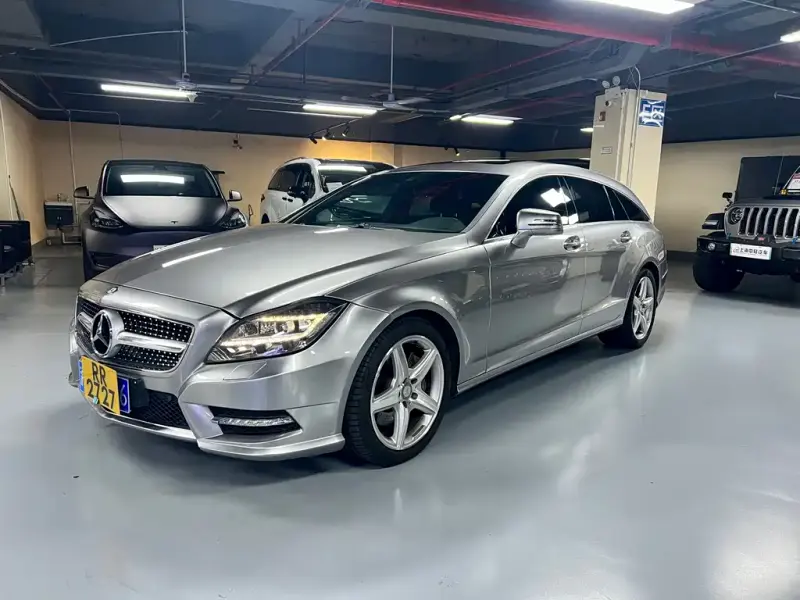 Mercedes-Benz CLS, 2013 — фото 1