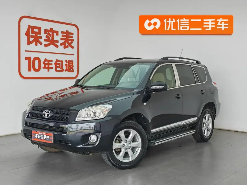Toyota RAV4, 2011