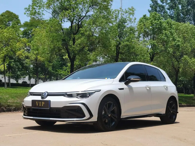 Volkswagen Golf, 2021