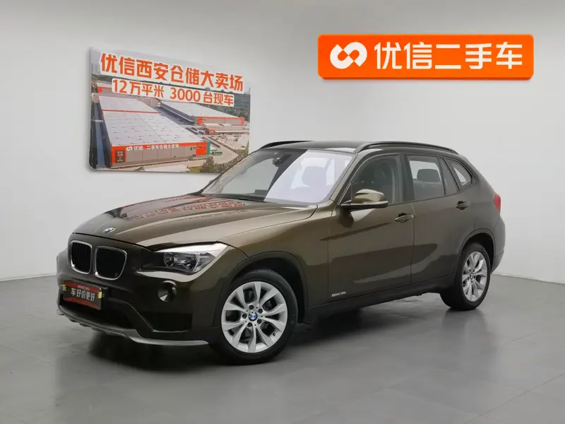 BMW X1 sDrive18i Fashion Version, 2014 — фото 1