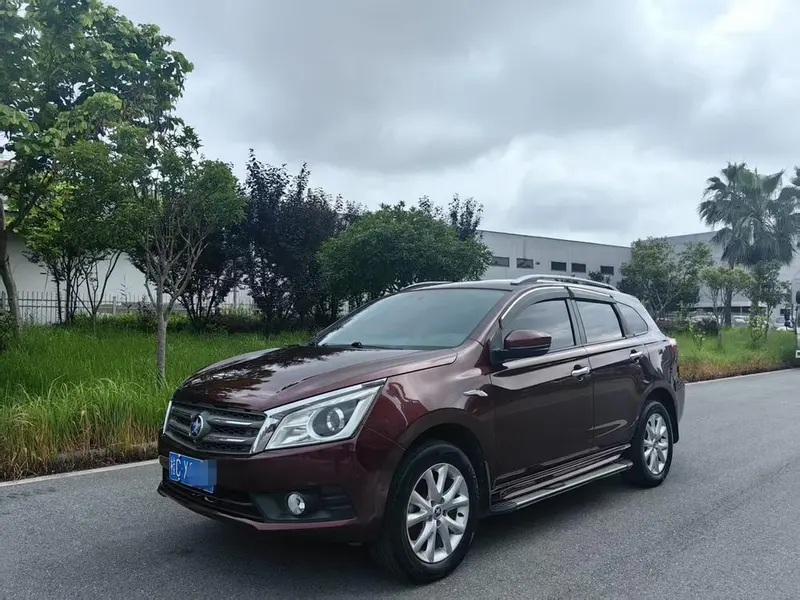 Venucia T70, 2015