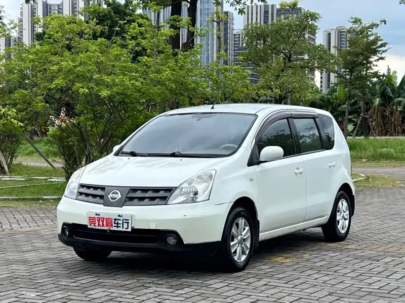 Nissan Livina, 2008