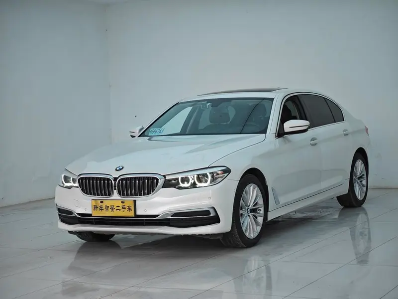 BMW 5-Series, 2019