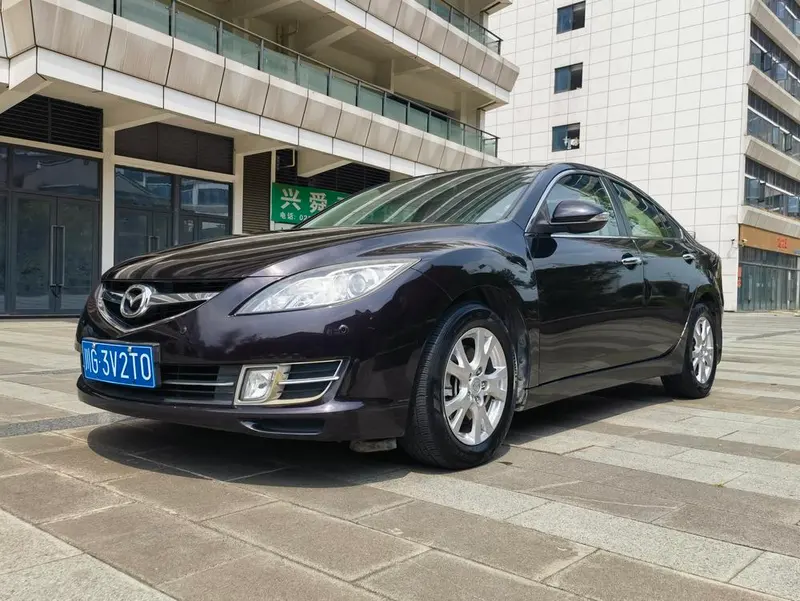 Mazda Ruiyi 2.0L Auto Elite Edition, 2012 — фото 1