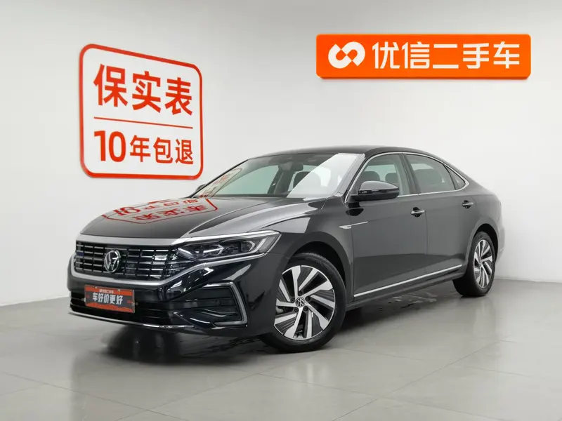 Volkswagen Passat PHEV 430PHEV Hybrid Luxury Edition, 2022 — фото 1