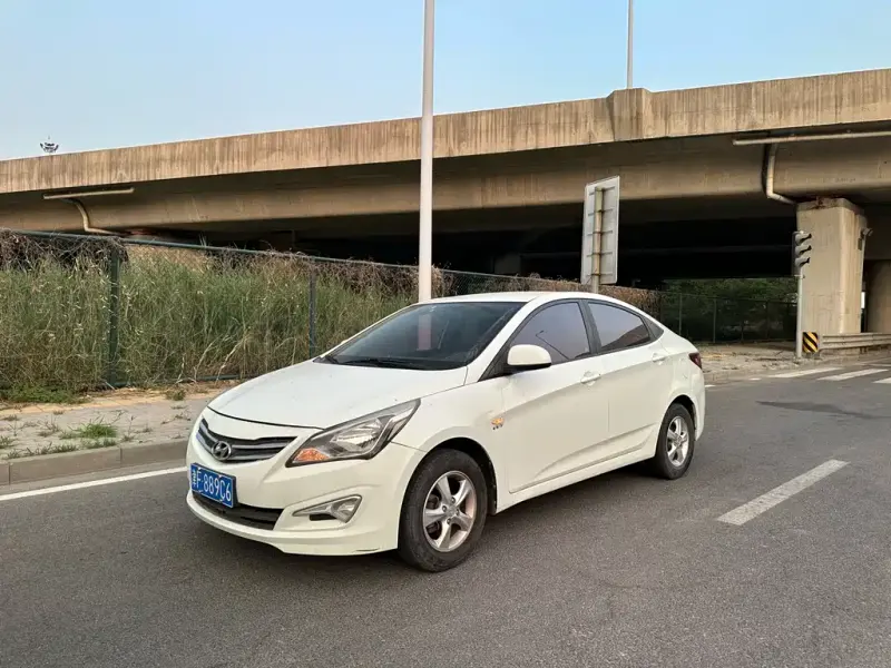 Hyundai Verna, 2016 — фото 1
