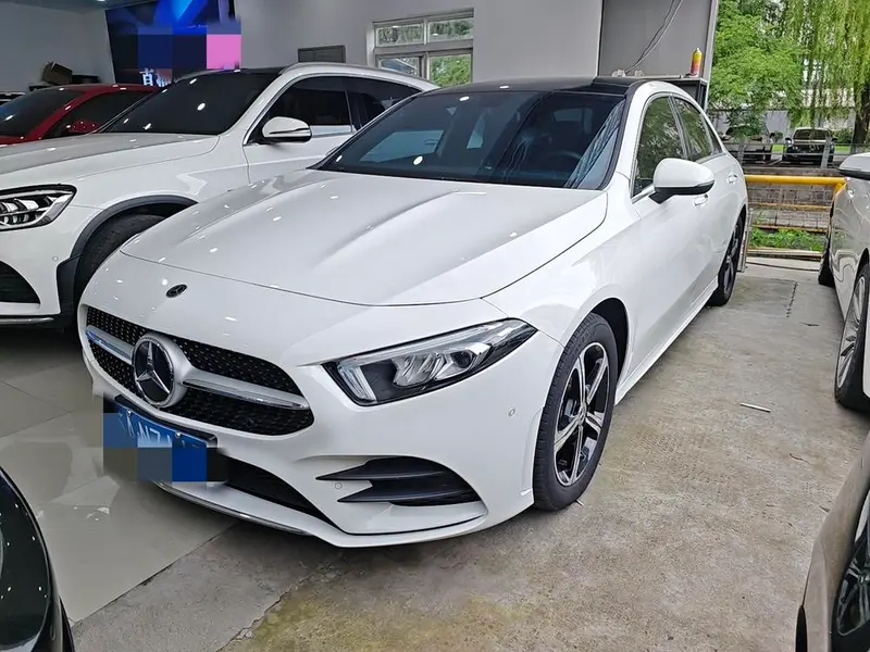 Mercedes-Benz A-Class A 200 L Sport Fashion Edition, 2023 — фото 1