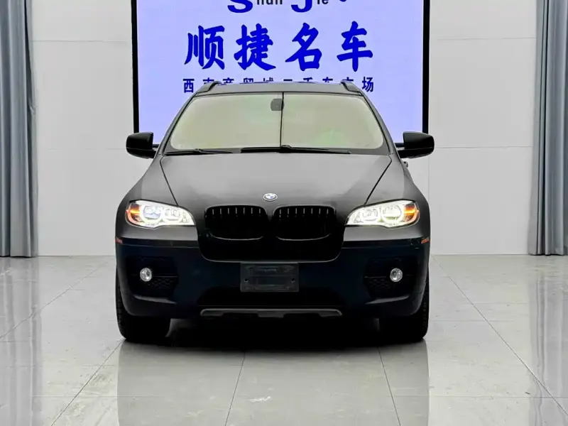 BMW X6, 2012