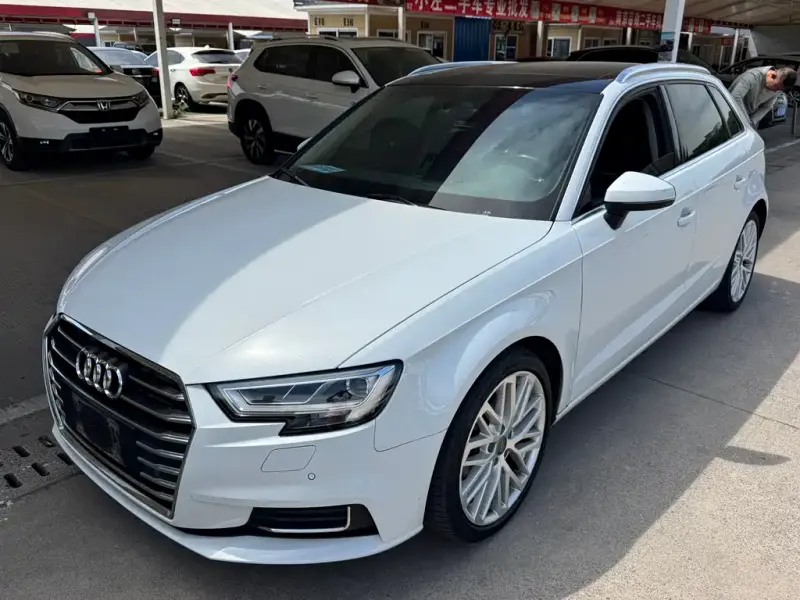 Audi A3, 2017 — фото 1