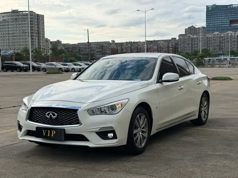 Infiniti Q50L, 2019