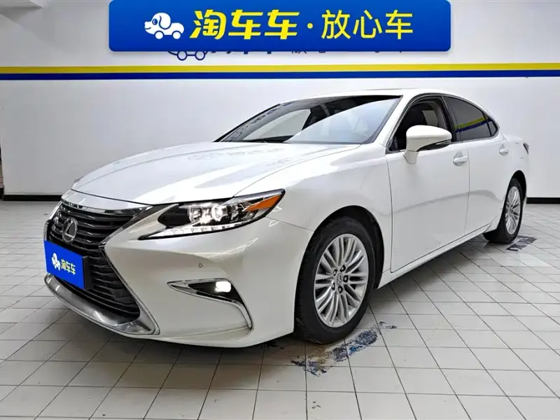 Lexus ES, 2018