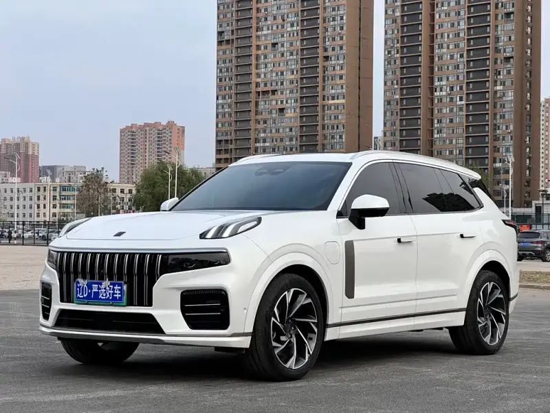 Lynk & Co 09 EM-P, 2022