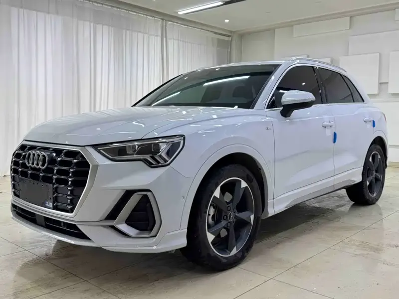 Audi Q3, 2021