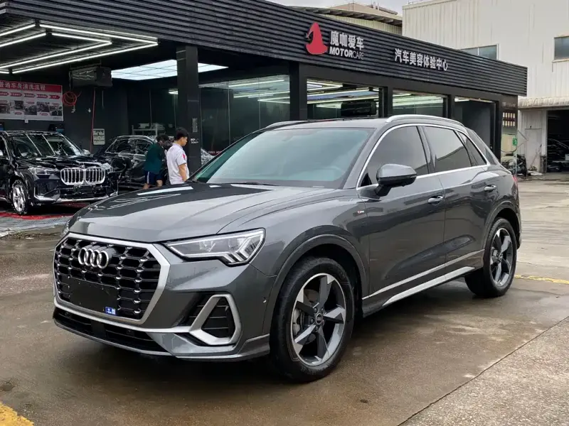 Audi Q3, 2022