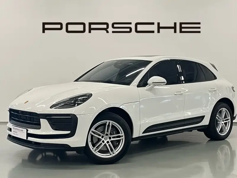 Porsche Macan, 2024 — фото 1