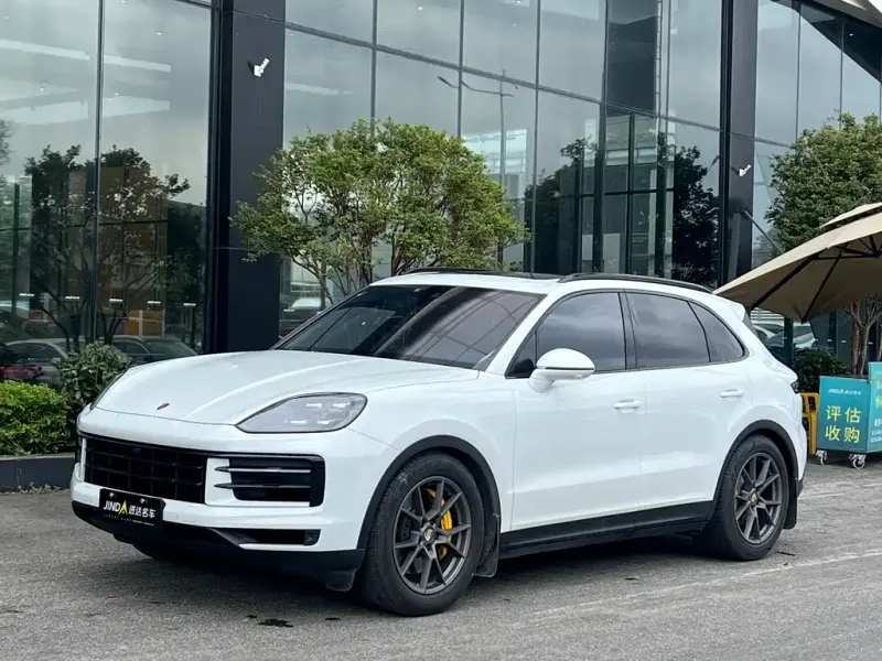 Porsche Cayenne, 2024