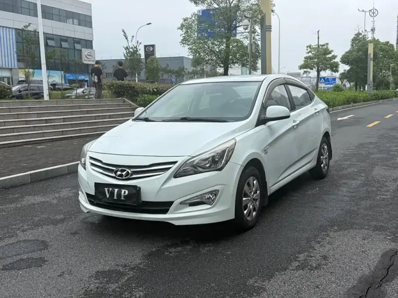 Hyundai Verna, 2014