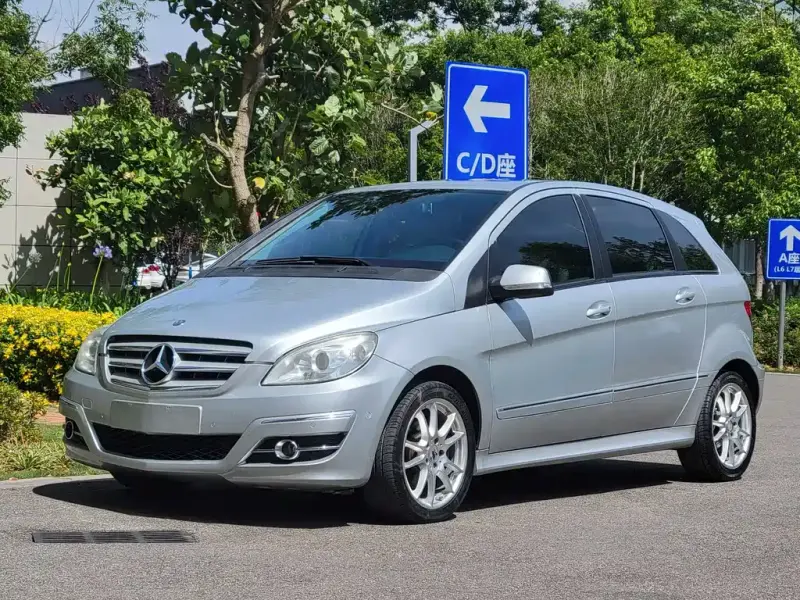 Mercedes-Benz B-Class, 2012 — фото 1