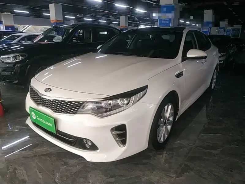 Kia K5, 2016