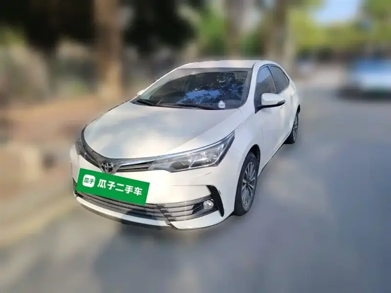 Toyota Corolla, 2018 — фото 1