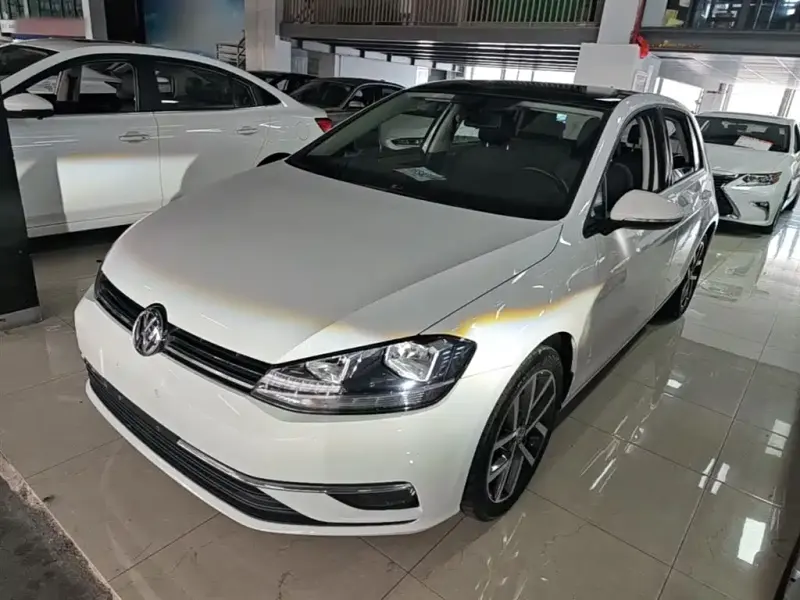 Volkswagen Golf, 2020