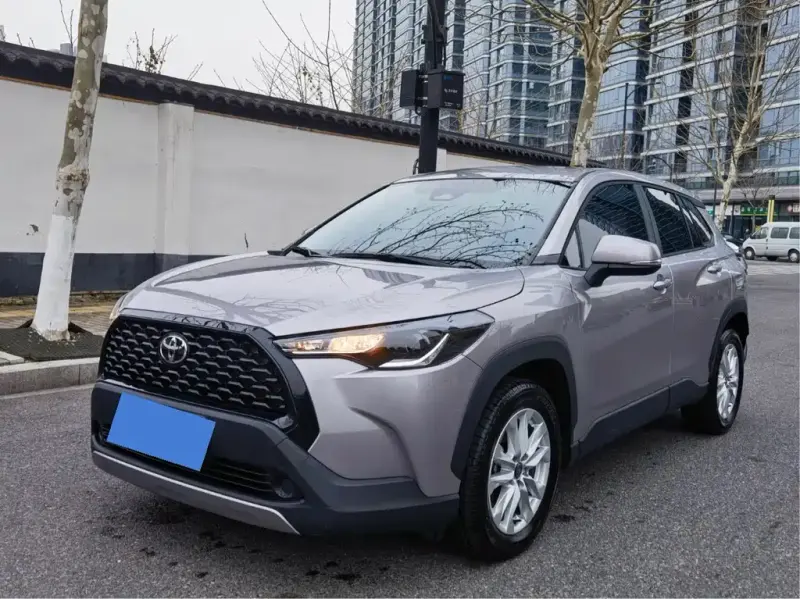 Toyota Corolla Cross, 2025