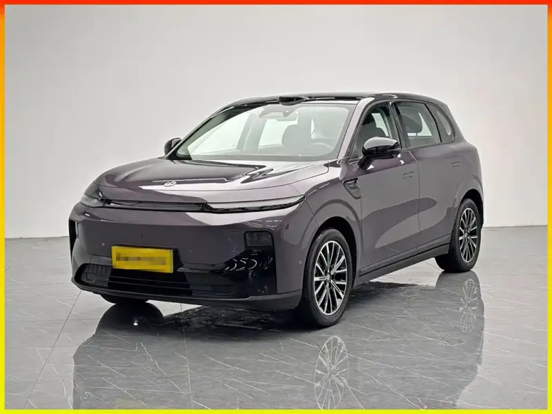 Leapmotor B10, 2025