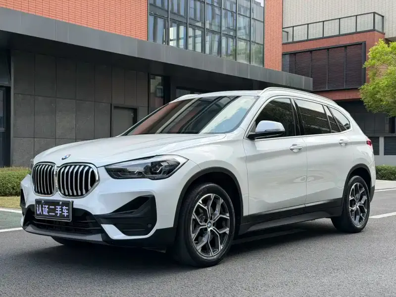 BMW X1, 2022 — фото 1