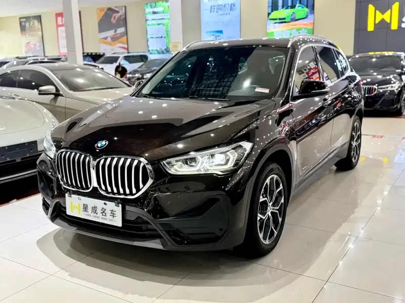 BMW X1, 2022 — фото 1