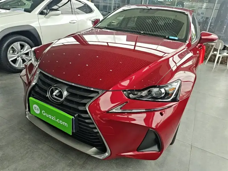 Lexus IS, 2019
