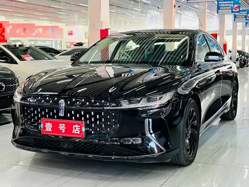 Lincoln Z, 2024