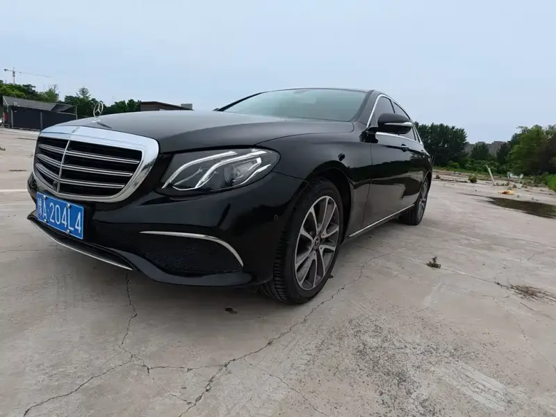 Mercedes-Benz E-Class, 2019 — фото 1
