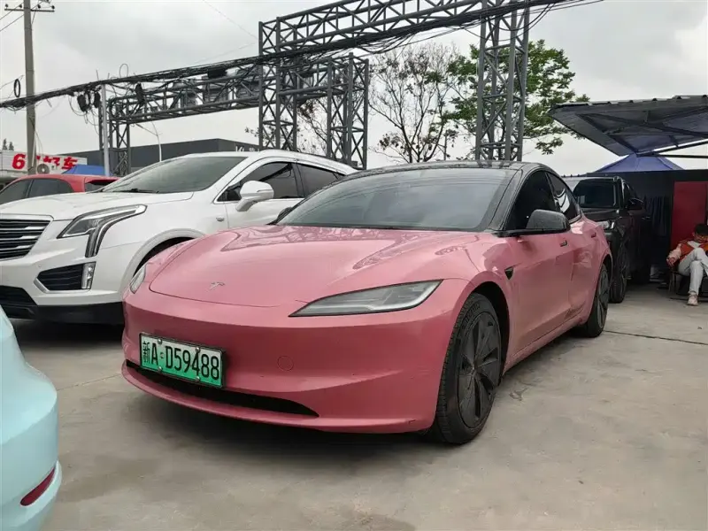 Tesla Model 3, 2024