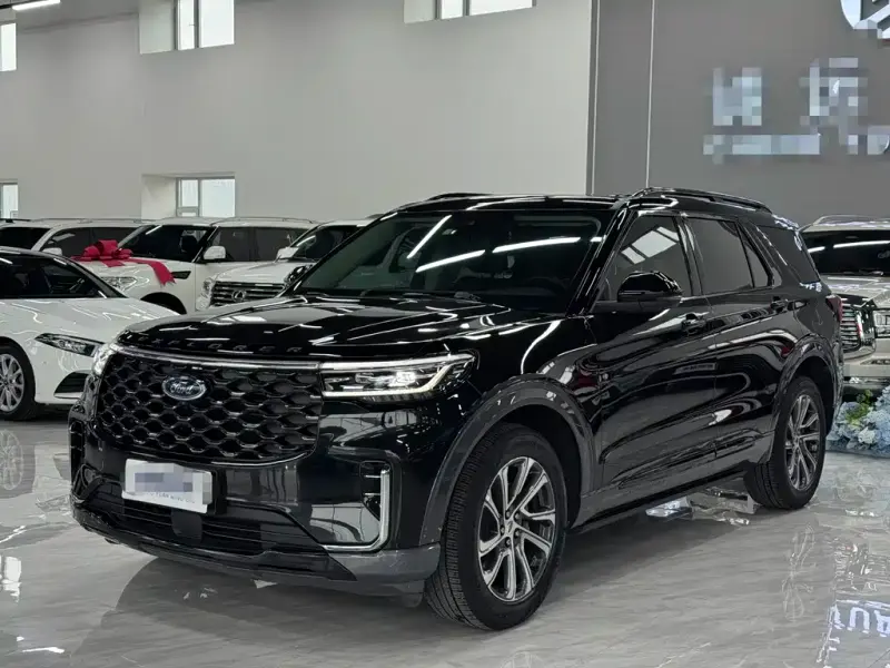 Ford Explorer, 2023
