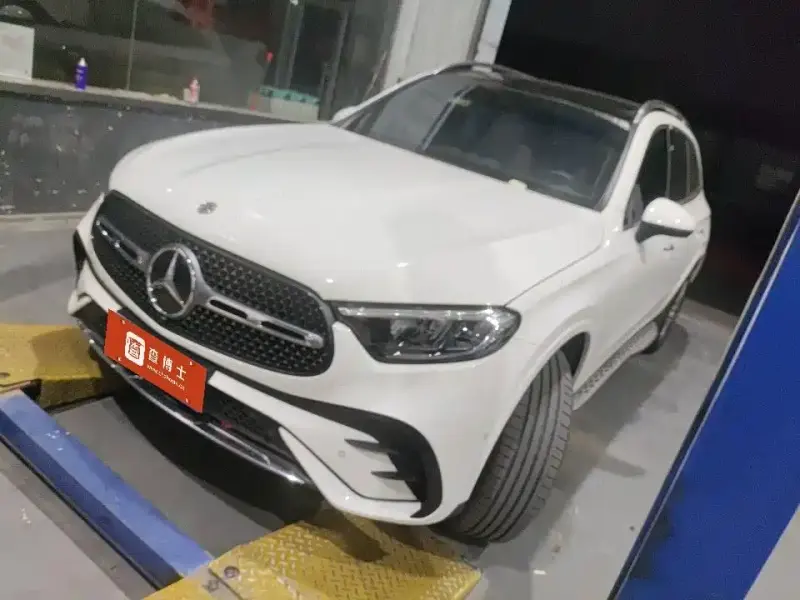 Mercedes-Benz GLC, 2025