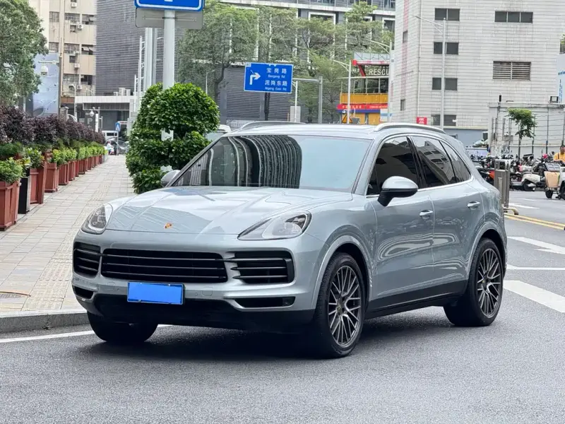 Porsche Cayenne, 2022