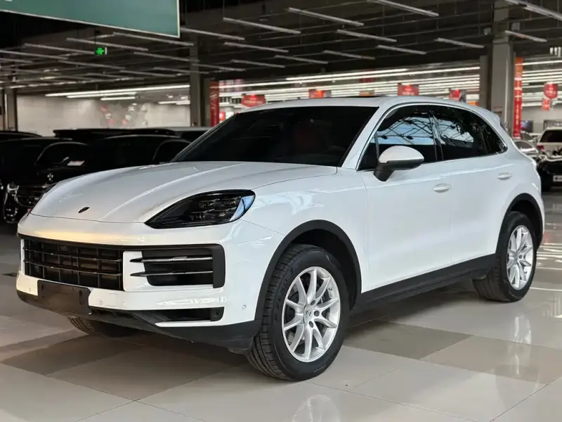 Porsche Cayenne, 2025