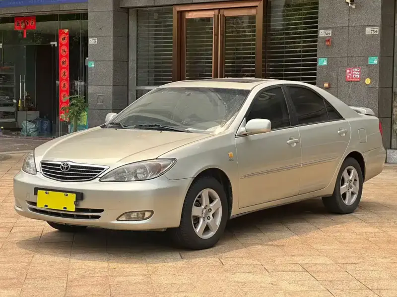 Toyota Camry, 2002