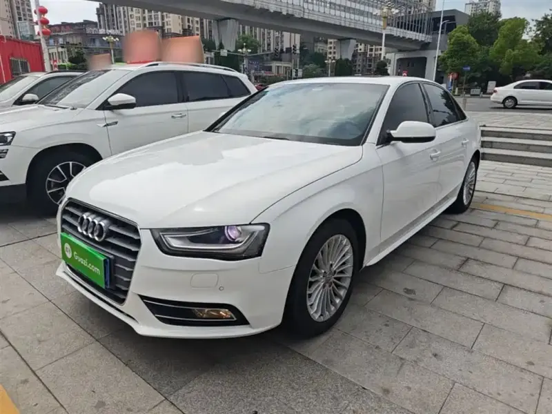 Audi A4L, 2015 — фото 1