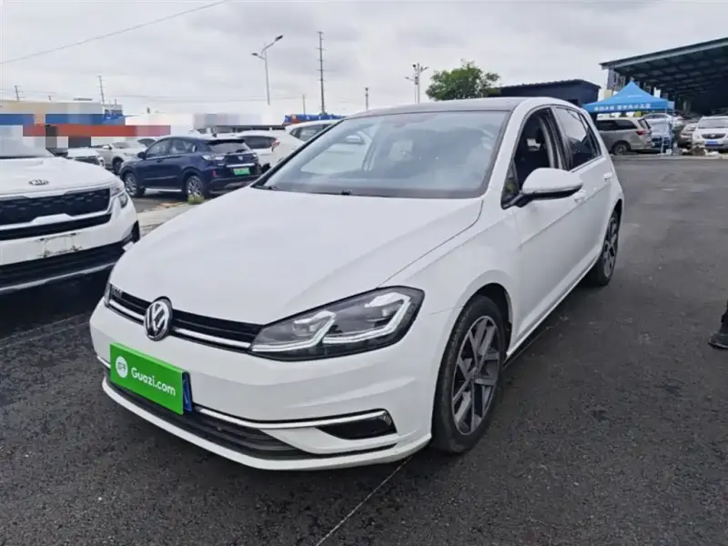 Volkswagen Golf, 2020