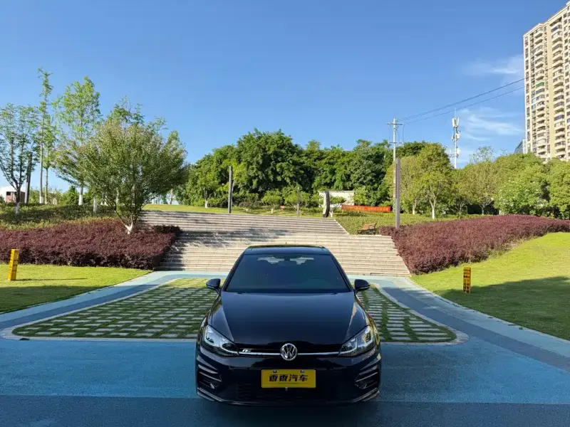 Volkswagen Golf, 2020